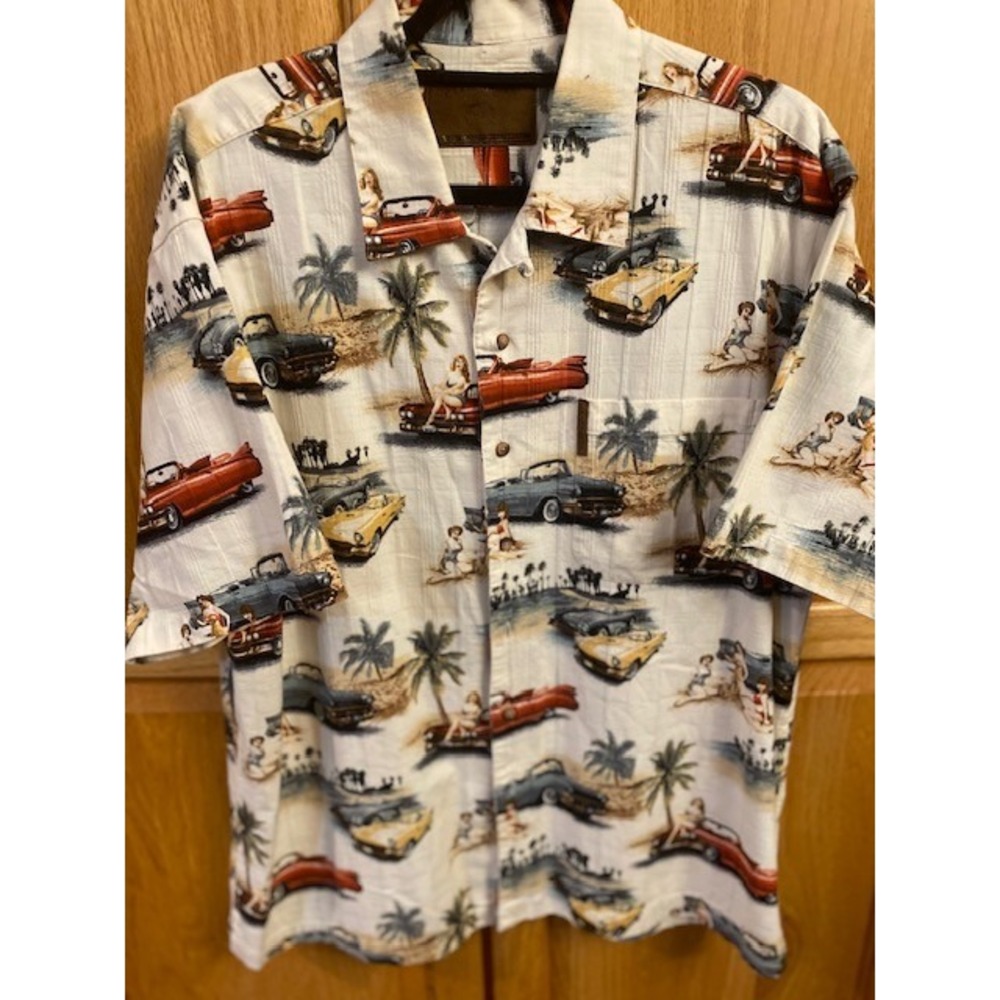 Clearwater Outfitters Car Pinup Short Sleeve Retro Camp Shirt Size XL**Vintage
